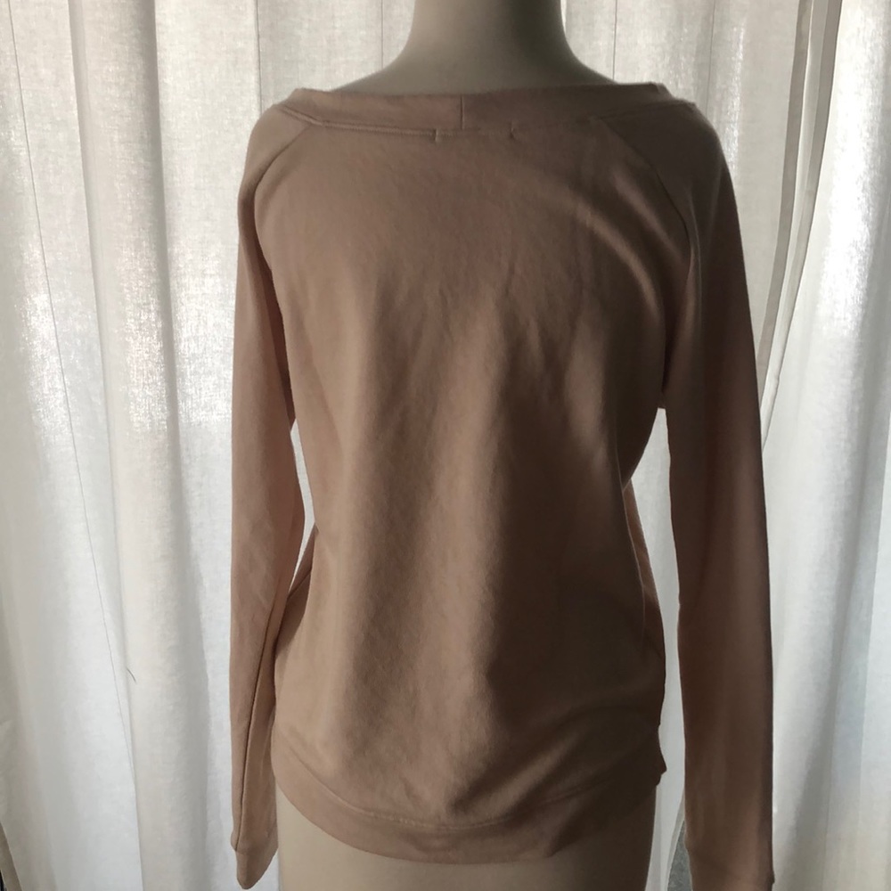 sweater - Picture 2 of 3